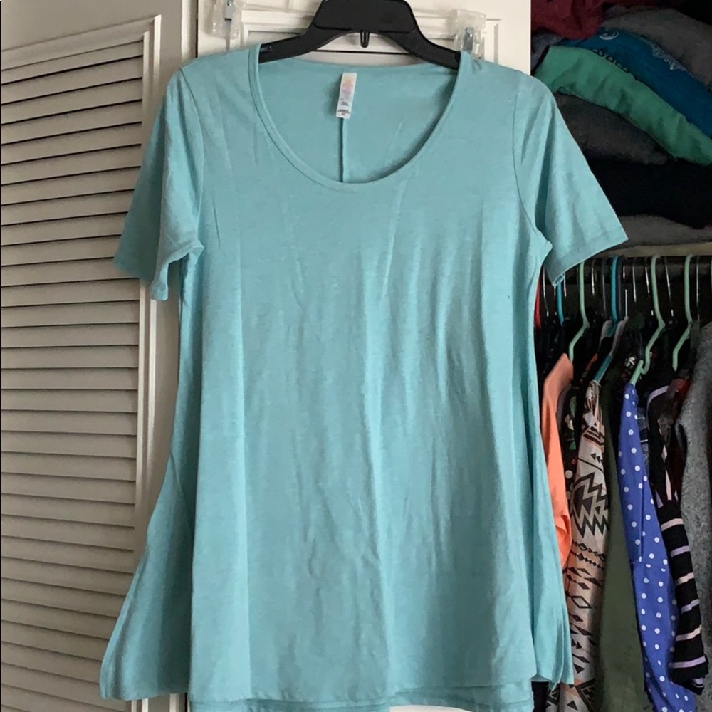 LuLaRoe Perfect Tee (XS)